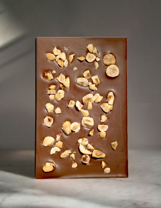 Chocolat au lait Bajo Mira aux noisettes